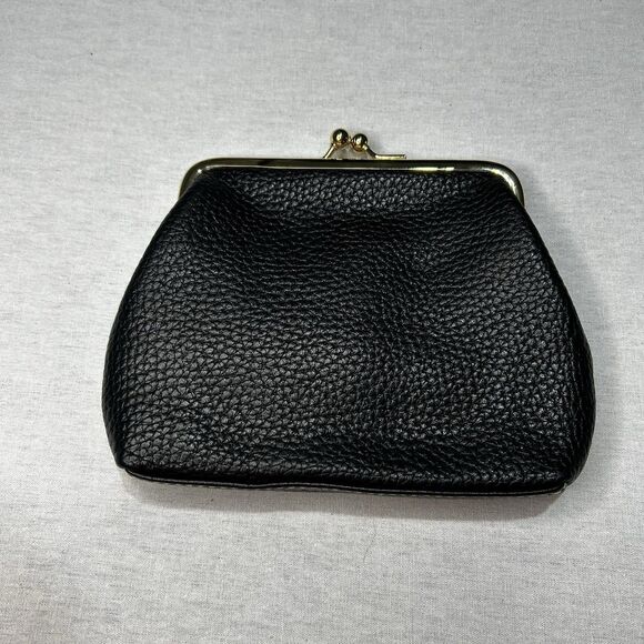 Dooney and Bourke Pebbled Leather Kiss Lock Coin & Credit Card Black Purse - Picture 2 of 6